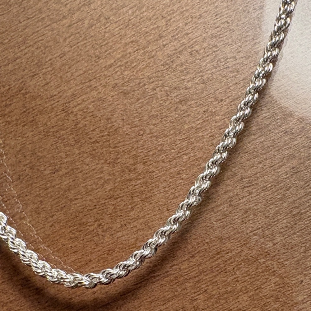 Silver Twisted Chain Necklace - Picture 7 of 8